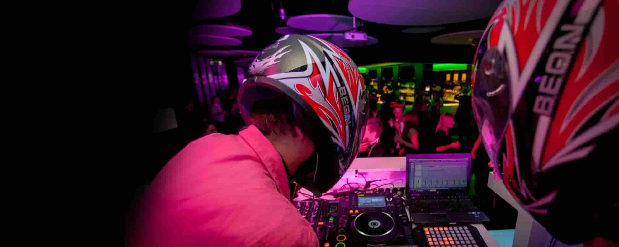 Gebroeders Scooter inhuren